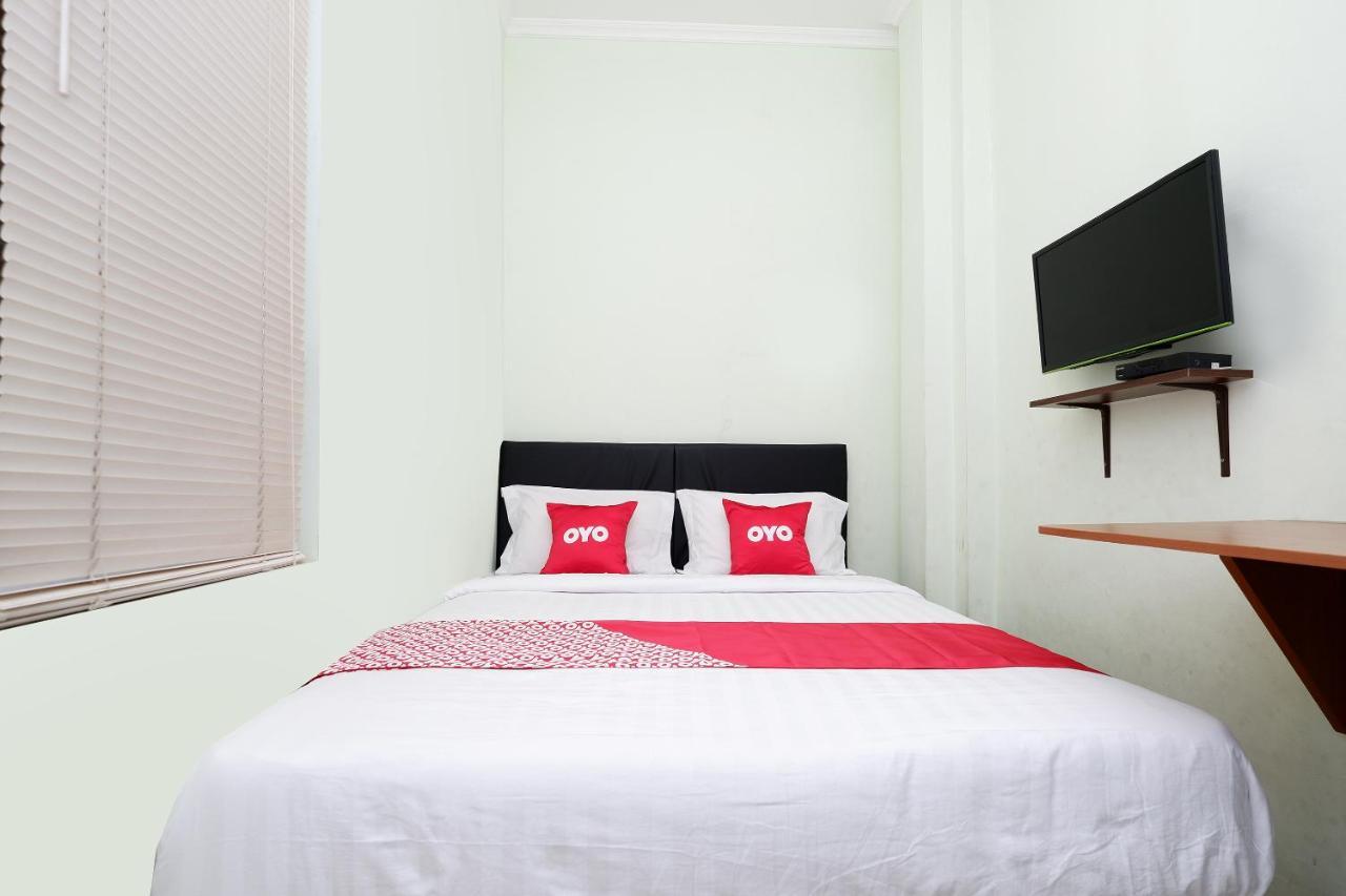 Oyo 1815 Gatsu Residence Semarang Luaran gambar