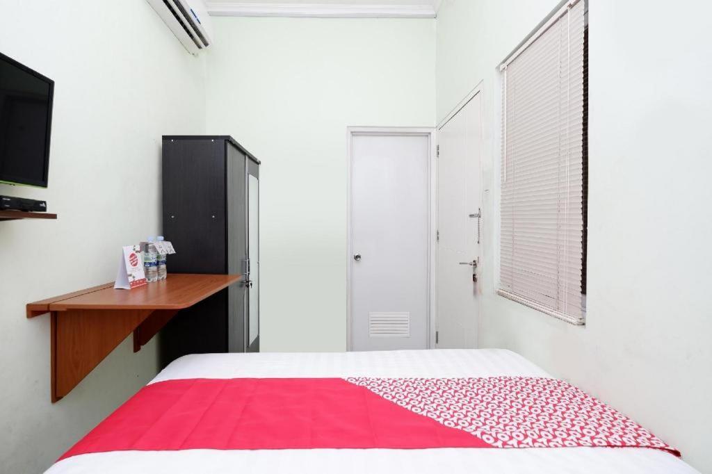 Oyo 1815 Gatsu Residence Semarang Luaran gambar